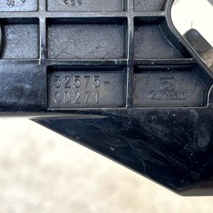 Toyota Auris Rear Right Bumper Mount Bracket 2015 TO 2019 52575-0D271 Genuine - Image 10
