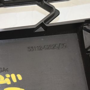 Toyota Corolla Front Bumper Grill 2023 ON 53112-02E20 Genuine *CLIP DAMAGED* - Image 11