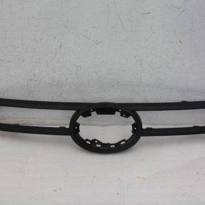 Toyota Hilux Front Bumper Grill 2020 ON 53125 0K580 Genuine 176379727835