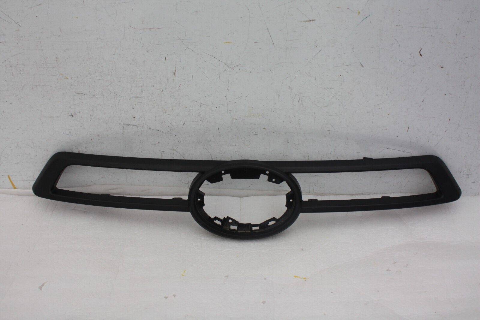 Toyota-Hilux-Front-Bumper-Grill-2020-ON-53125-0K580-Genuine-176379727835