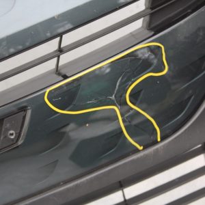 Toyota Prius Front Bumper Grill 2016 TO 2019 53112-47261 Genuine *DAMAGED* - Image 3