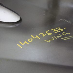 Toyota Prius Front Left Side Wing 2009 TO 2012 Genuine *DAMAGED* - Image 11