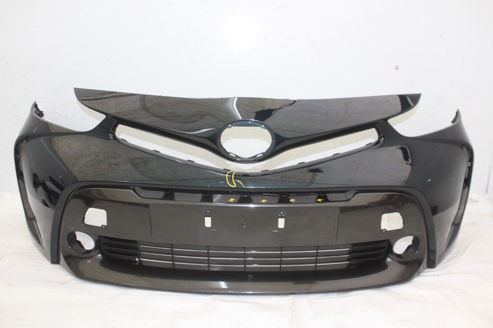 Toyota Prius Plus Front Bumper 2015 TO 2020 Genuine *DAMAGED*