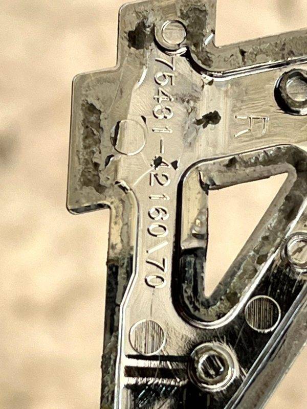 Toyota RAV4 Rear Trunk Boot Lid RAV4 Emblem Badge 2012 2019 75431 42160 Genuine 178507815515 9