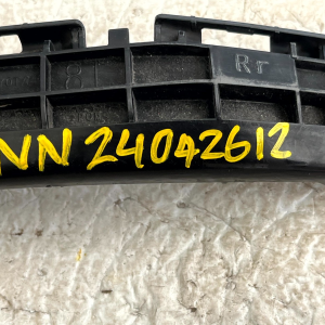 Toyota Yaris Rear Bumper Left Mount Bracket 2014 TO 2017 52576-0D261 Genuine - Image 10