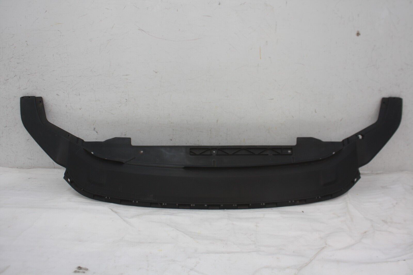 VW Golf Front Bumper Under Tray 5G0805915P Genuine