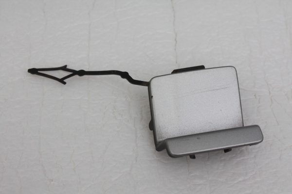VW-Golf-GTI-Rear-Bumper-Tow-Cover-2017-TO-2020-5G6807441A-Genuine-178294146995