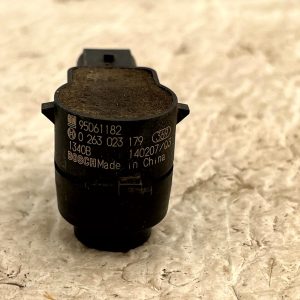 Vauxhall Mokka Bumper Parking Distance Control Sensor 2012-2016 95061182 Genuine - Image 6