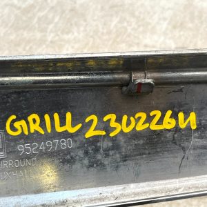Vauxhall Mokka Front Upper Radiator Grille Trim 2012 TO 2016 95249780 Genuine - Image 11