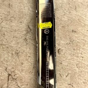 Volkswagen Golf Front Right Bumper Grille Chrome Trim 20-24 5H0853712A Genuine - Image 10