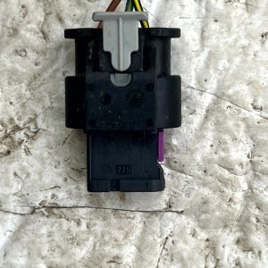Volkswagen ID.3 Bumper Parking Sensor Plug Connector 2021 ON 1EA973703D Genuine - Image 5