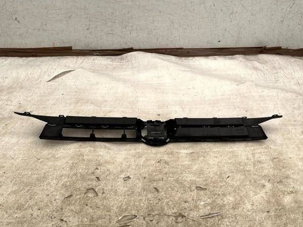 Volkswagen Polo Front Bumper Radiator Grill Trim 2018-2021 2GS853651A Genuine 7 Volkswagen Polo Front Bumper Radiator Grill Trim 2018 2021 2GS853651A Genuine 178510567645 8