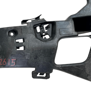 Volvo V60 Front Bumper Right Side Mounting Bracket 2018 TO 2023 31455653 Genuine - Image 3
