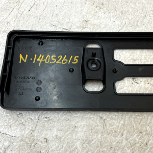 Volvo XC40 Front Bumper Number Plate Holder 31663034 Genuine - Image 8