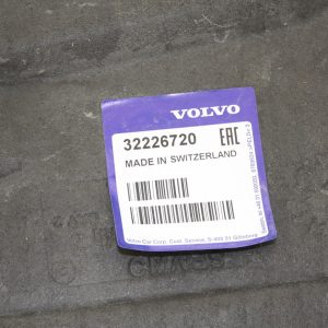 Volvo XC40 Rear Right Under Tray 32226720 Genuine - Image 7