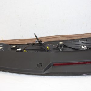 Volvo XC40 Rear Spoiler 31488325 Genuine - Image 9