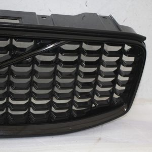 Volvo XC60 R Design Front Bumper Grill 2022 ON 32291026 Genuine - Image 3