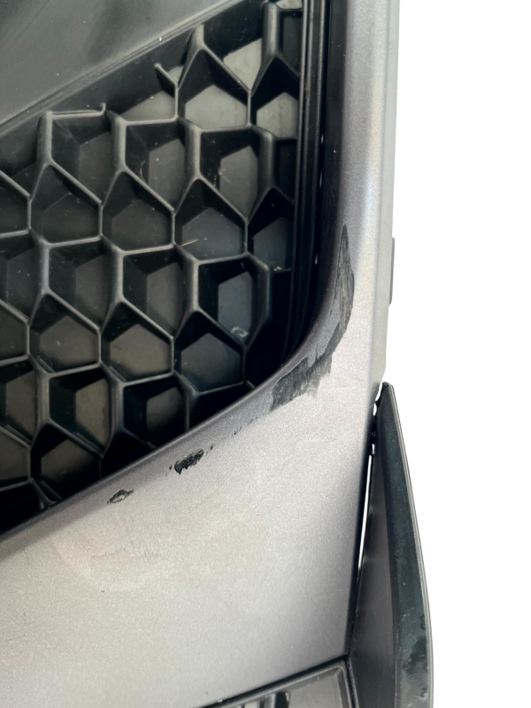 Audi A1 S-Line Front Right Bumper Grille 2018 ON 82A807682D *DAMAGED* 4 Audi A1 S Line Front Right Bumper Grille 2018 ON 82A807682D DAMAGED 178560614246 5