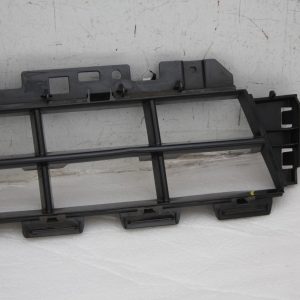 Audi Q2 Front Bumper Lower Grill 2021 ON 81A807647D Genuine *DAMAGED* - Image 3