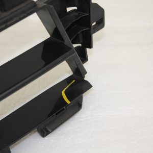 Audi Q2 Front Bumper Lower Grill 2021 ON 81A807647D Genuine *DAMAGED* - Image 7