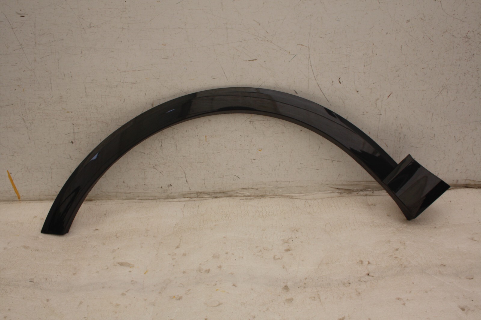 Audi Q4 E-Tron Front Left Wheel Arch 2019 ON 89A853717C Genuine *DAMAGED*