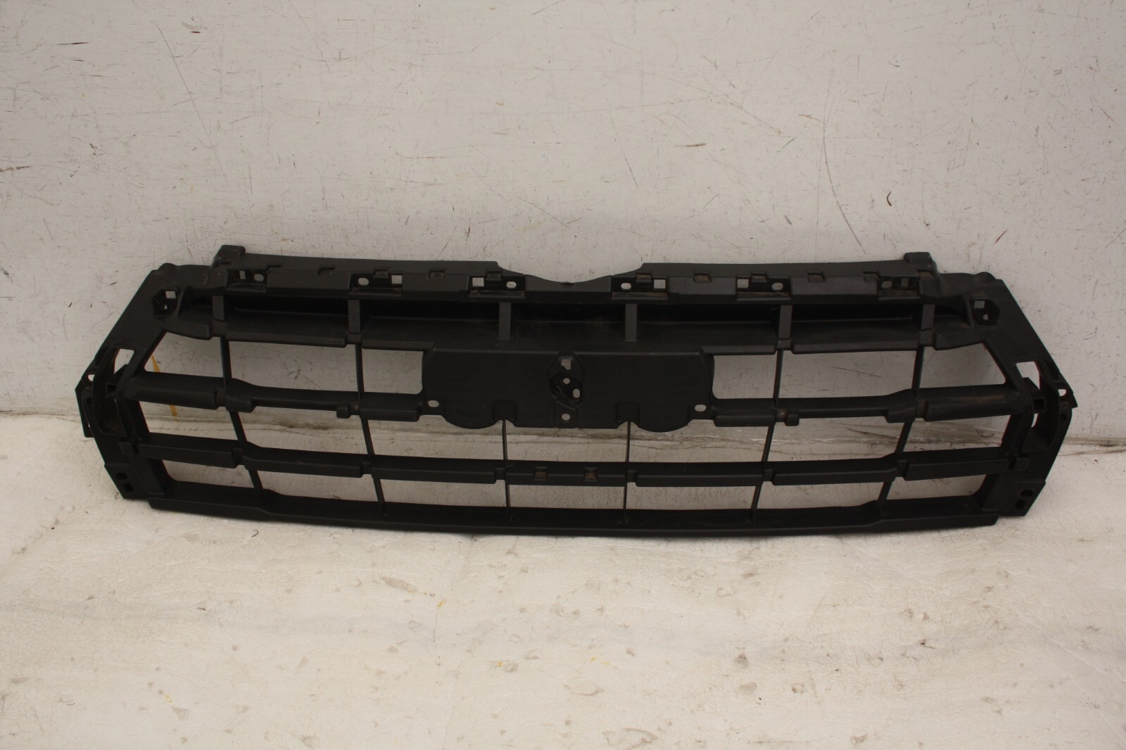 Audi Q5 Front Bumper Grill Bracket 80A853692 Genuine *DAMAGED*