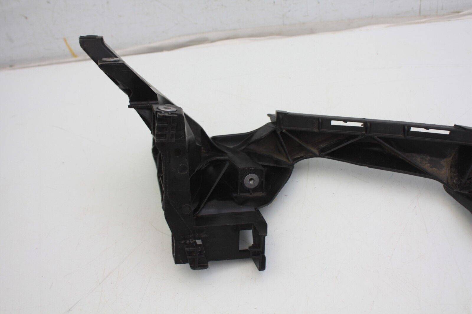 Audi-Q5-Front-Right-Headlight-Bracket-80A805608B-Genuine-176621389276-8