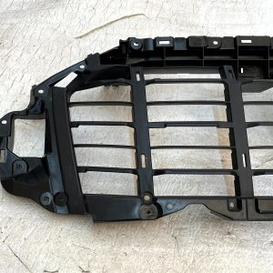 Audi Q7 4M Front Bumper Centre Radiator Grille 2019 TO 2024 4M0807233D Genuine - Image 3