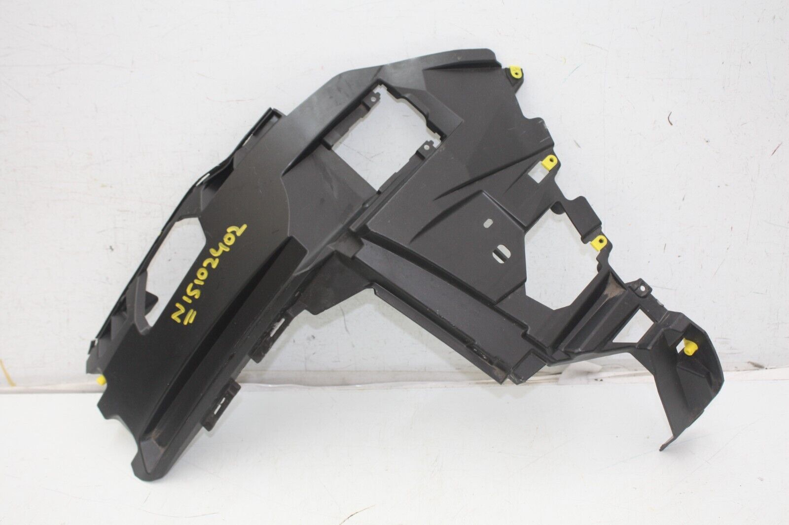 Audi Q7 S Line Front Bumper Left Bracket 2019 ON 4M0807095G Genuine