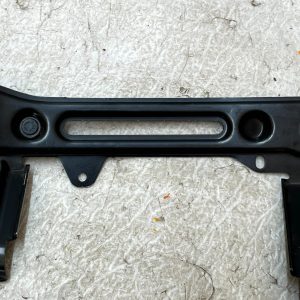 Audi Q8 Front Left Side Wing Holder Mount Bracket 2019 ON 4M8821431 Genuine - Image 8