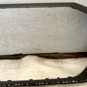 Audi Q8 S Line SQ8 Front Bumper Grille Surround 2018 TO 2023 4M8807725 Genuine 23 Audi Q8 S Line SQ8 Front Bumper Grille Surround 2018 TO 2023 4M8807725 Genuine - Image 6