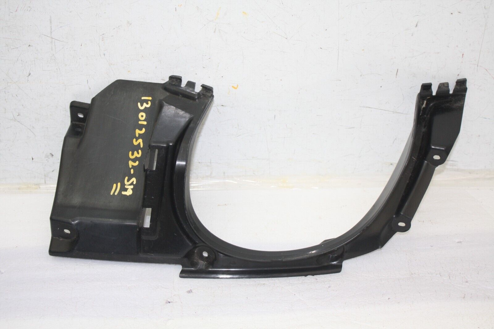 Audi TTRS Rear Bumper Left Bracket 8S0807363E Genuine