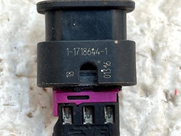 Audi VW Mercedes 3 Pin PDC Sensor Wiring Loom Plug Connector 1 1718644 1 Genuine 178442451746 8