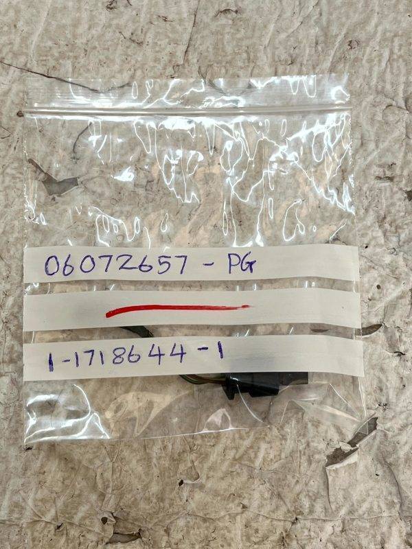Audi VW Mercedes 3 Pin PDC Sensor Wiring Loom Plug Connector 1 1718644 1 Genuine 178442451746 9