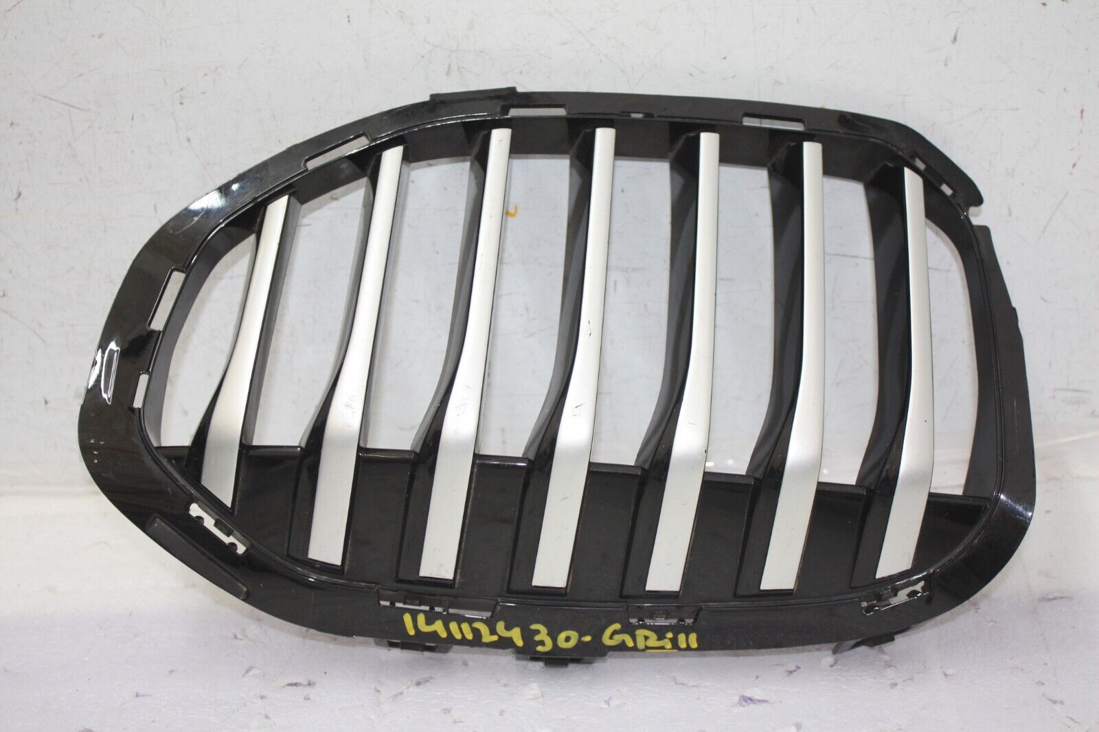 BMW 1 Series F40 Front Bumper Left Side Kidney Grill 2019-2024 7450957 Genuine