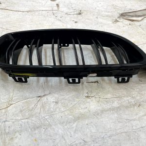 BMW M3 F80 M4 F82 F83 Front Right Side Chrome Kidney Grill 2352812 Genuine - Image 3