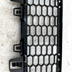 BMW M4 F82 Front Bumper Grille 2014 TO 2020 Genuine - Image 4