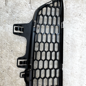 BMW M4 F82 Front Bumper Grille 2014 TO 2020 Genuine - Image 8