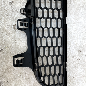 BMW M4 F82 Front Bumper Grille 2014 TO 2020 Genuine - Image 10