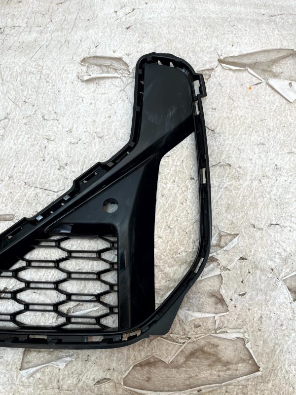 BMW X1 U11 Front Bumper Left Fog Light Grille Trim 2022 ON 51119881919 Genuine 3 BMW X1 U11 Front Bumper Left Fog Light Grille Trim 2022 ON 51119881919 Genuine 178505371406 4