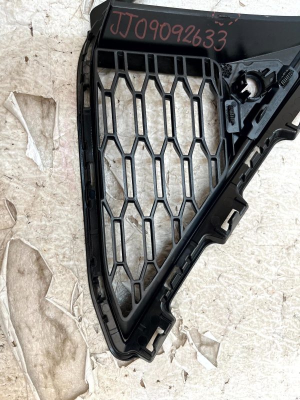 BMW X1 U11 Front Bumper Left Fog Light Grille Trim 2022 ON 51119881919 Genuine 8 BMW X1 U11 Front Bumper Left Fog Light Grille Trim 2022 ON 51119881919 Genuine 178505371406 9