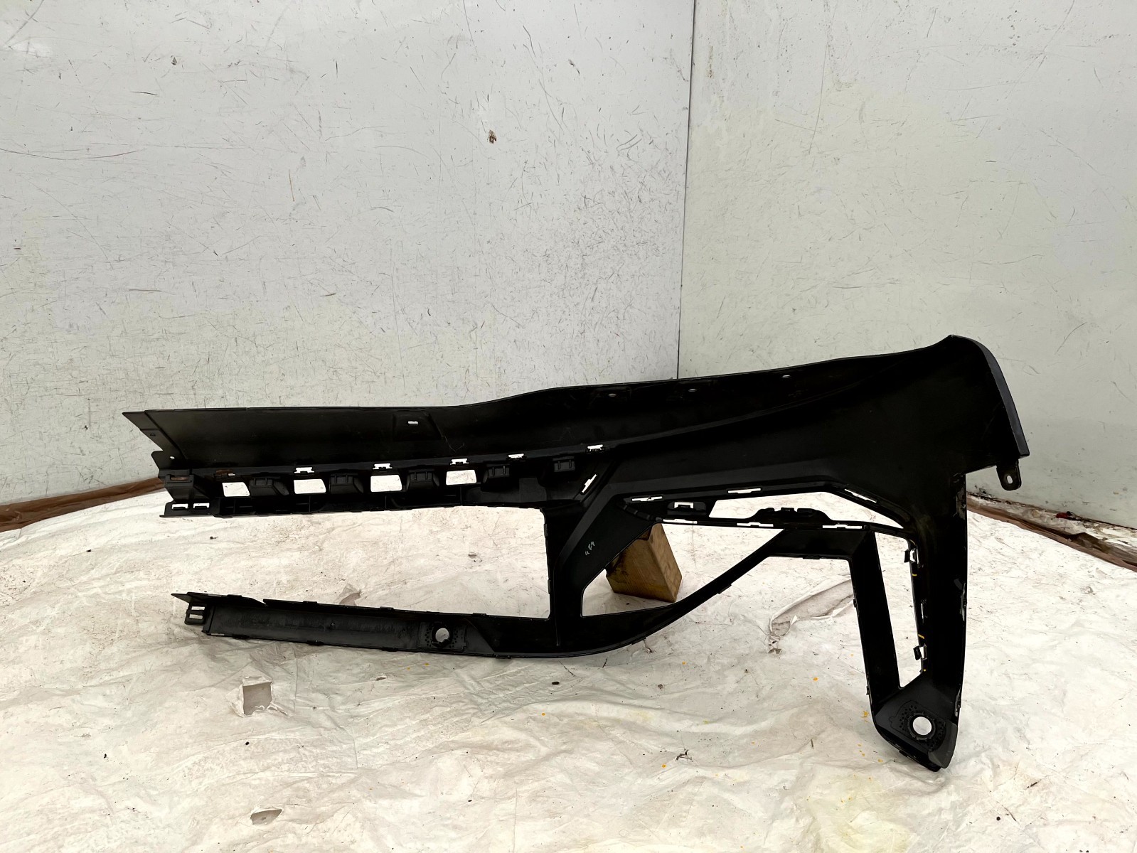 BMW X1 X LINE U11 Front Bumper Left Side Corner 2022 TO 2025 Genuine *DAMAGED*