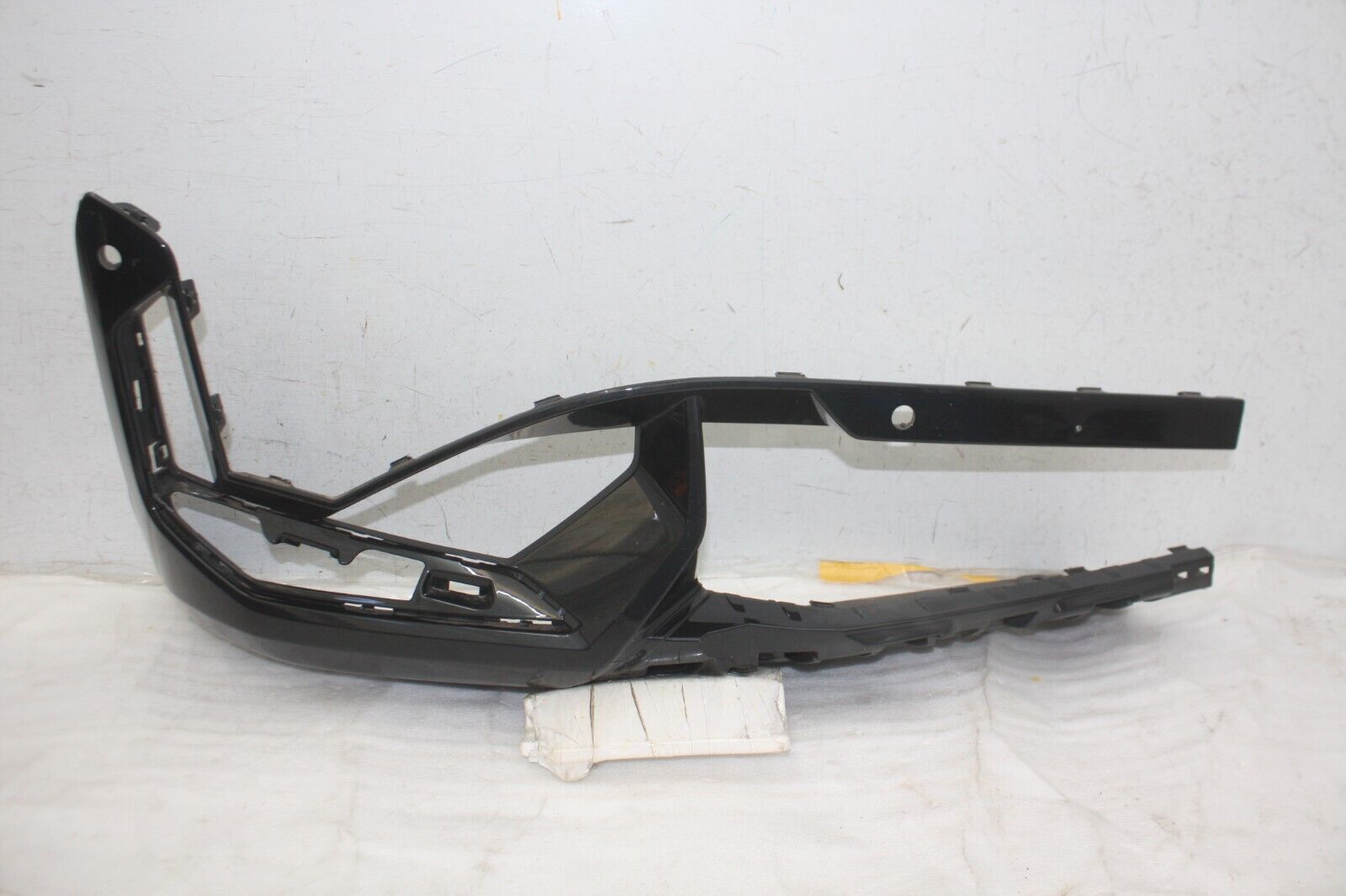 BMW X1 X LINE U11 Front Bumper Right Side Corner 2022 TO 2025 Genuine