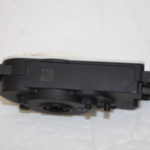 BMW X5 G05 Intake Actuator Motor 2018 TO 2023 5811R1000 Genuine - Image 4