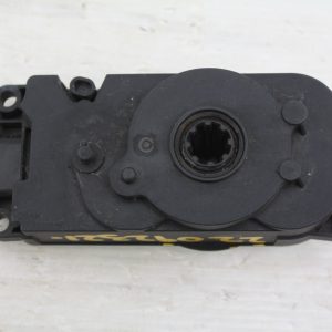 BMW X5 G05 Intake Actuator Motor 5811R1000 Genuine - Image 6