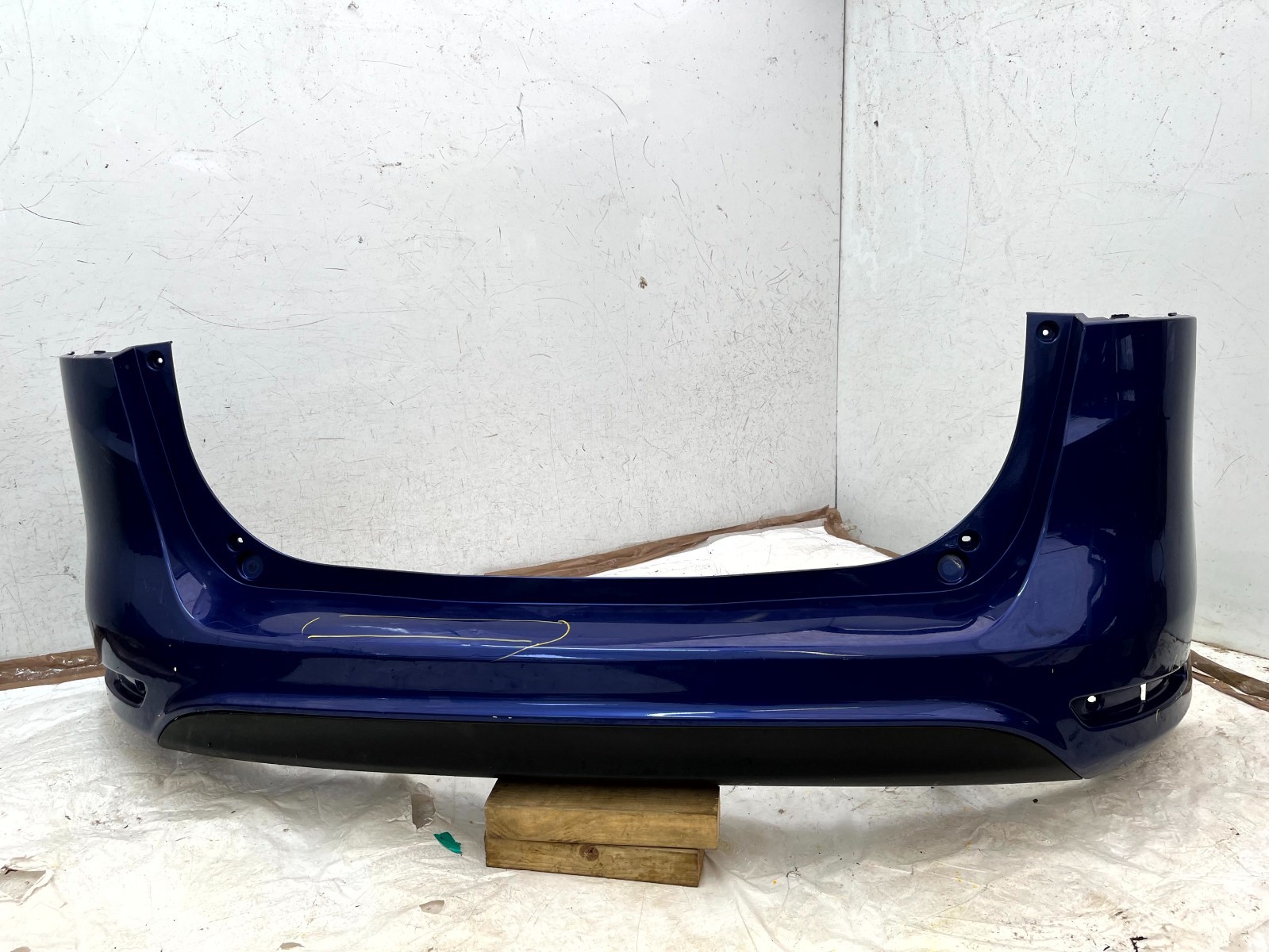 Ford B Max Rear Bumper 2012 TO 2017 AV11-17906-ADW Genuine *DAMAGED*