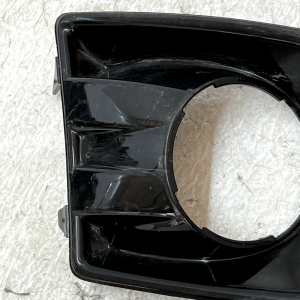 Ford C-MAX MK2 Front Bumper Right Fog Light Grill 10 TO 15 AM51-R19952-C Genuine - Image 3