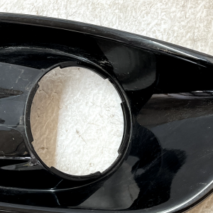 Ford C-MAX MK2 Front Bumper Right Fog Light Grill 10 TO 15 AM51-R19952-C Genuine - Image 4