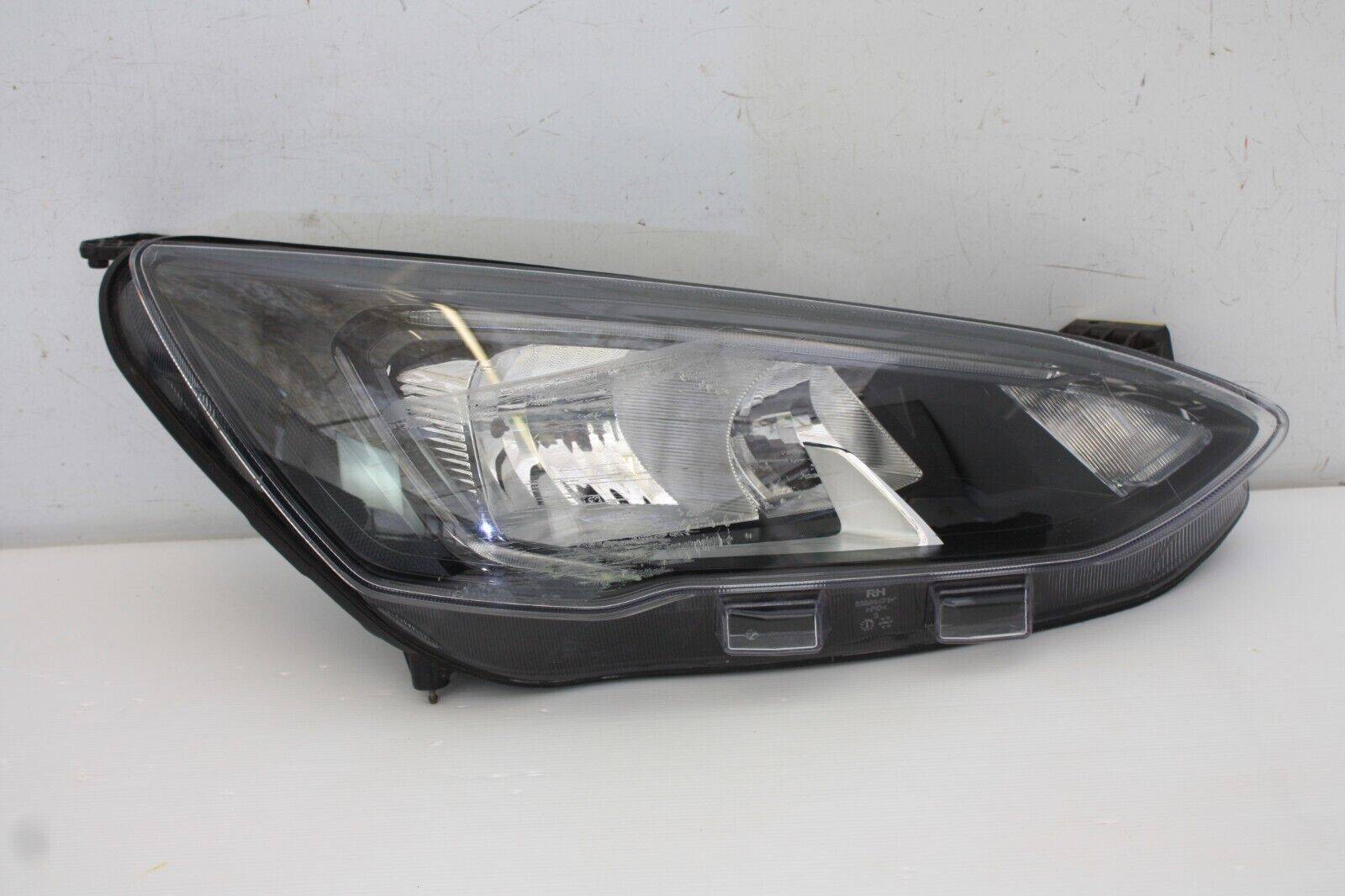 Ford-Focus-Right-Side-Headlight-2018-TO-2022-JX7B-13W029-DE-Genuine-SEE-PICS-175668086886