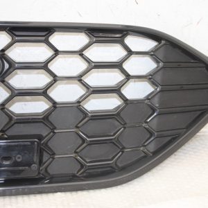 Ford Focus ST Line Front Bumper Grill 2022 ON NX7B-8200-T Genuine *DAMAGED* - Image 3